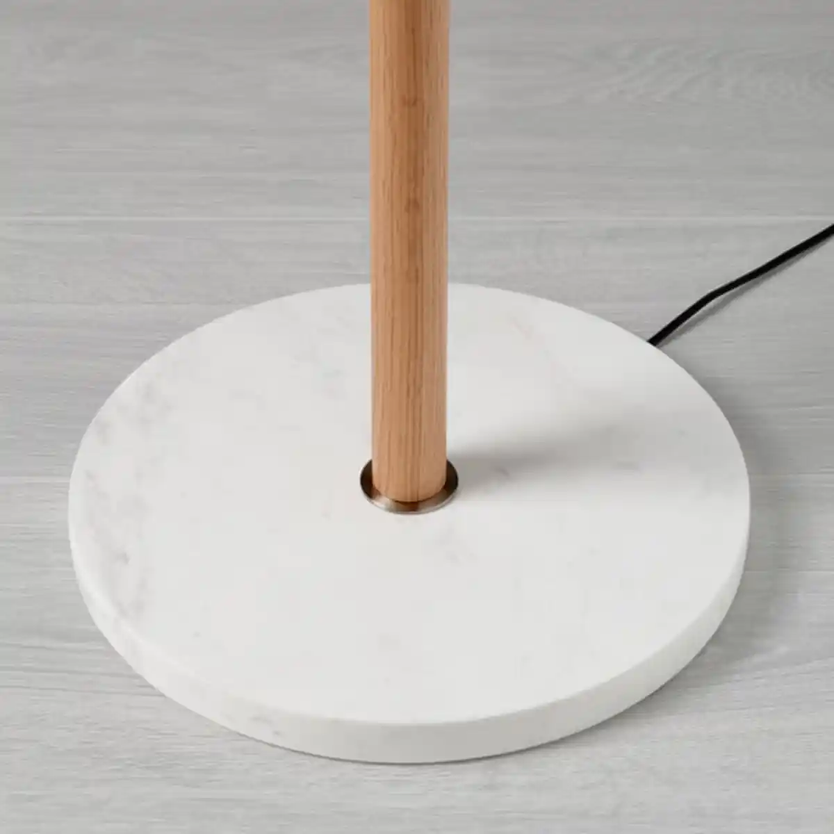 Bild 4 von MOSSPLYM Deckenfluter/Leseleuchte, opalweiß Glas/Eiche, 180 cm
