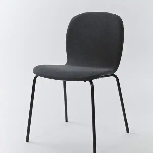 Bild 2 von SKÅLSTA Tisch und 4 Stühle, dunkel graugrün marmoriert u-förmig schwarzgrau/Knäbäck dunkelgrau profiliertes Metall/schwarzgrau, 140x80 cm
