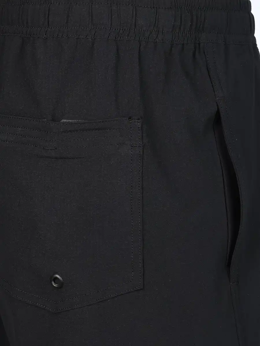 Bild 4 von Herren Badeshorts unifarben Schwarz