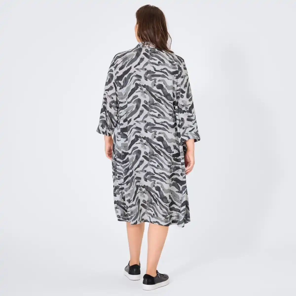 Bild 4 von Damen-Kleid aus Viskose, große Größen