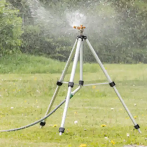 Bild 3 von Rasensprenger mit Alu-Teleskopstativ