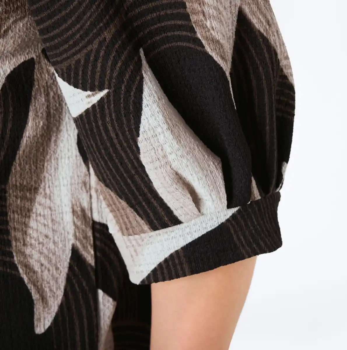 Bild 4 von Damen-Langarmshirt mit Allover-Print, große Größen