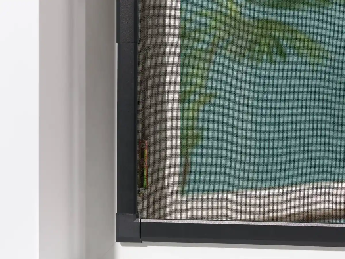 Bild 2 von LIVARNO® Alu-Teleskop- Insektenschutzfenster