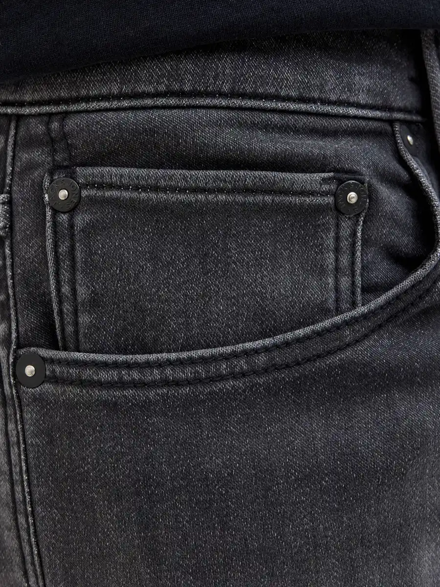 Bild 4 von Jack & Jones JJIRICK Jeansshorts Schwarz
