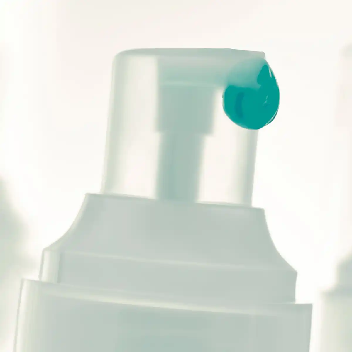 Bild 4 von essence jelly GRIP EXTREME HYDRATING PRIMER, 29 ml