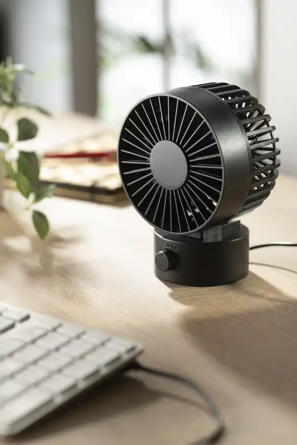 Bild 3 von IDEENWELT USB-Tischventilator schwarz
