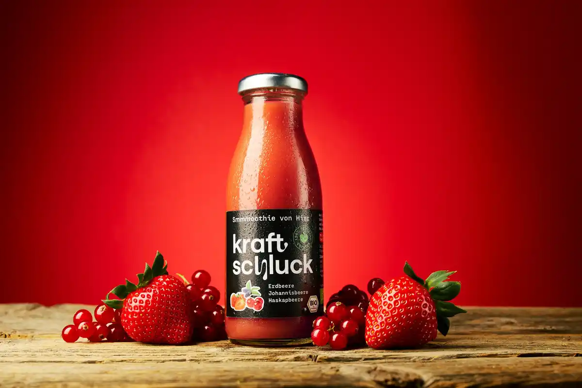 Bild 4 von kraftschluck Bio Smoothie Erdbeere, Johannisbeere & Haskapbeere, 250 ml