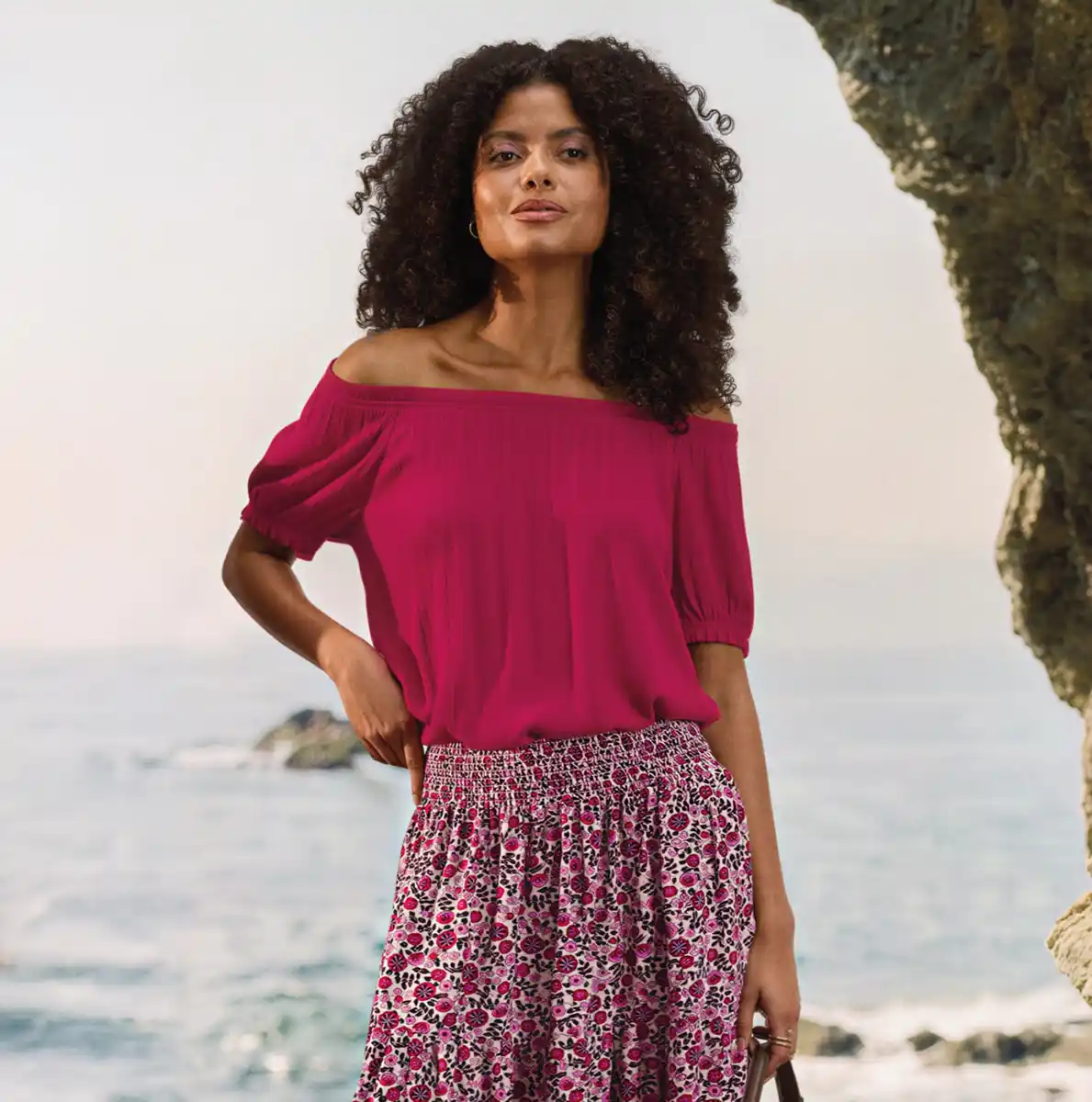 Bild 1 von Damen-Bluse mit Carmen-Ausschnitt