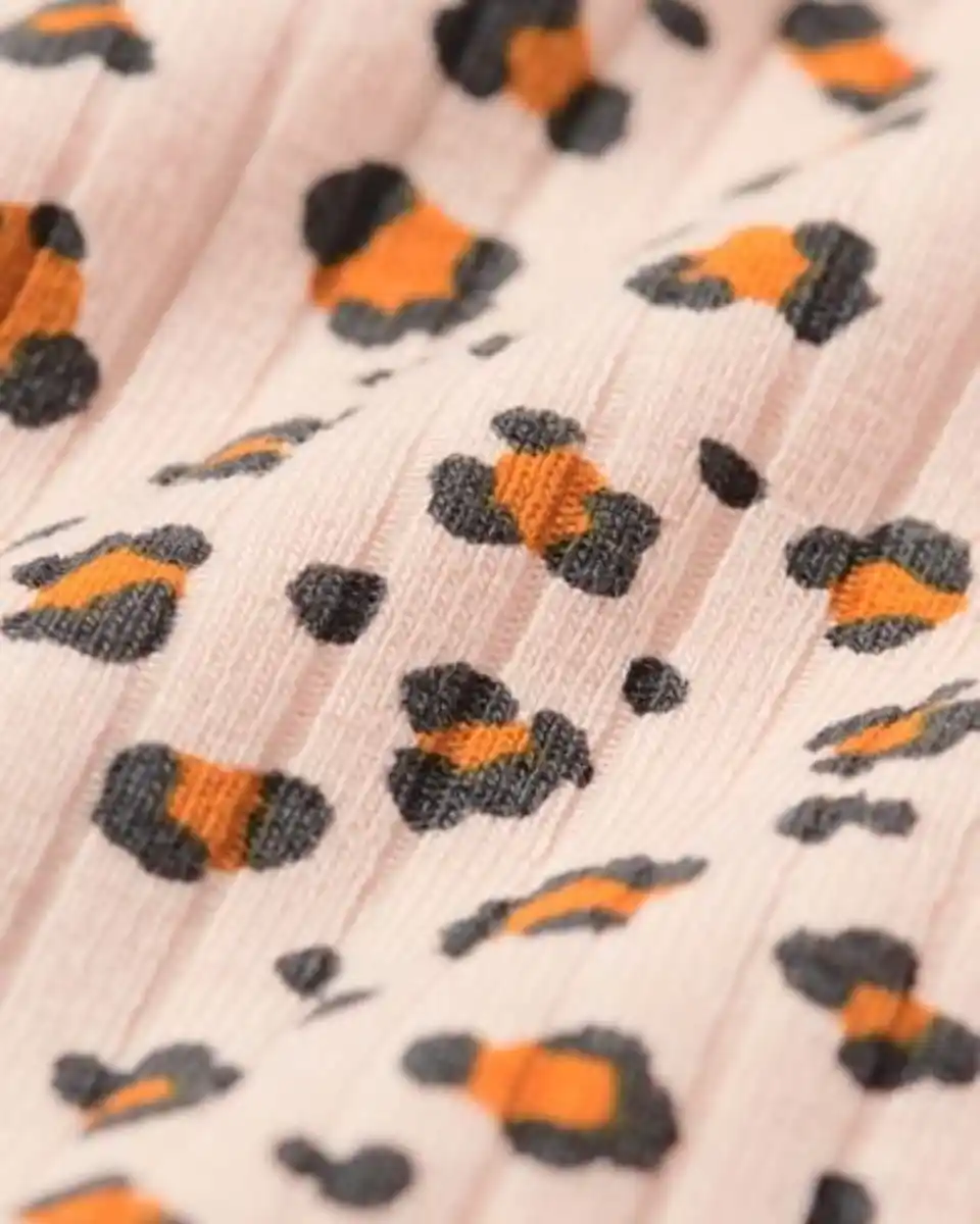 Bild 2 von Mitwachsender Newborn-Wickelstrampler, gerippt, mit Tieren lachsfarben