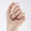 Bild 2 von essence UV GEL NAIL nail jewels 01 Nailin' The Glam Game!