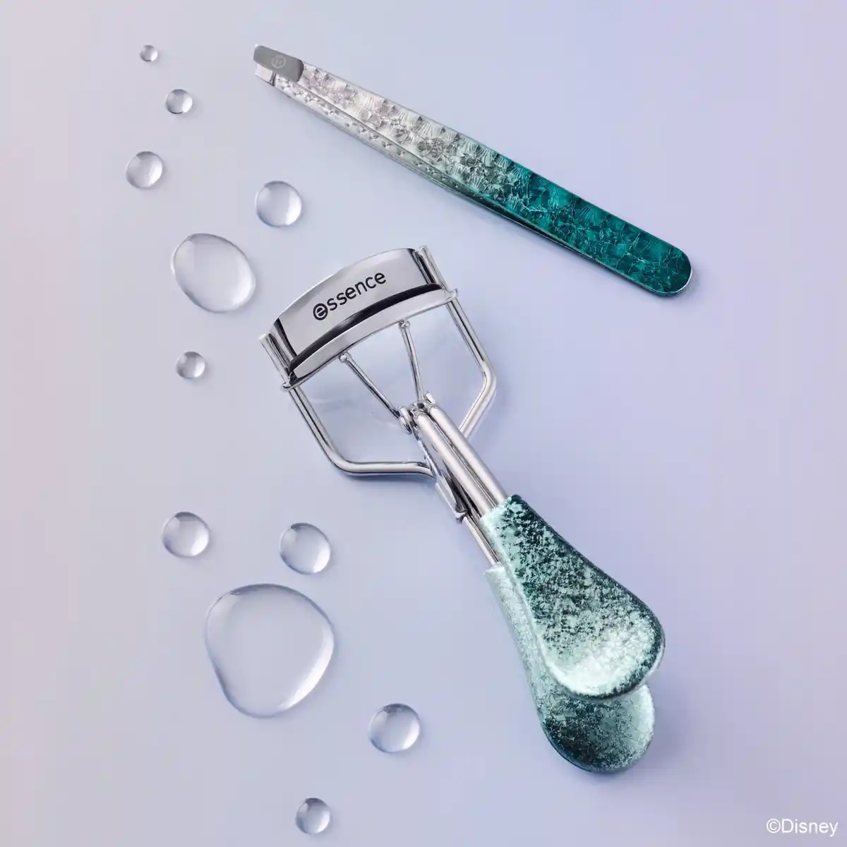Bild 3 von essence Disney The little Mermaid lash curler 01 Ocean Dreamer