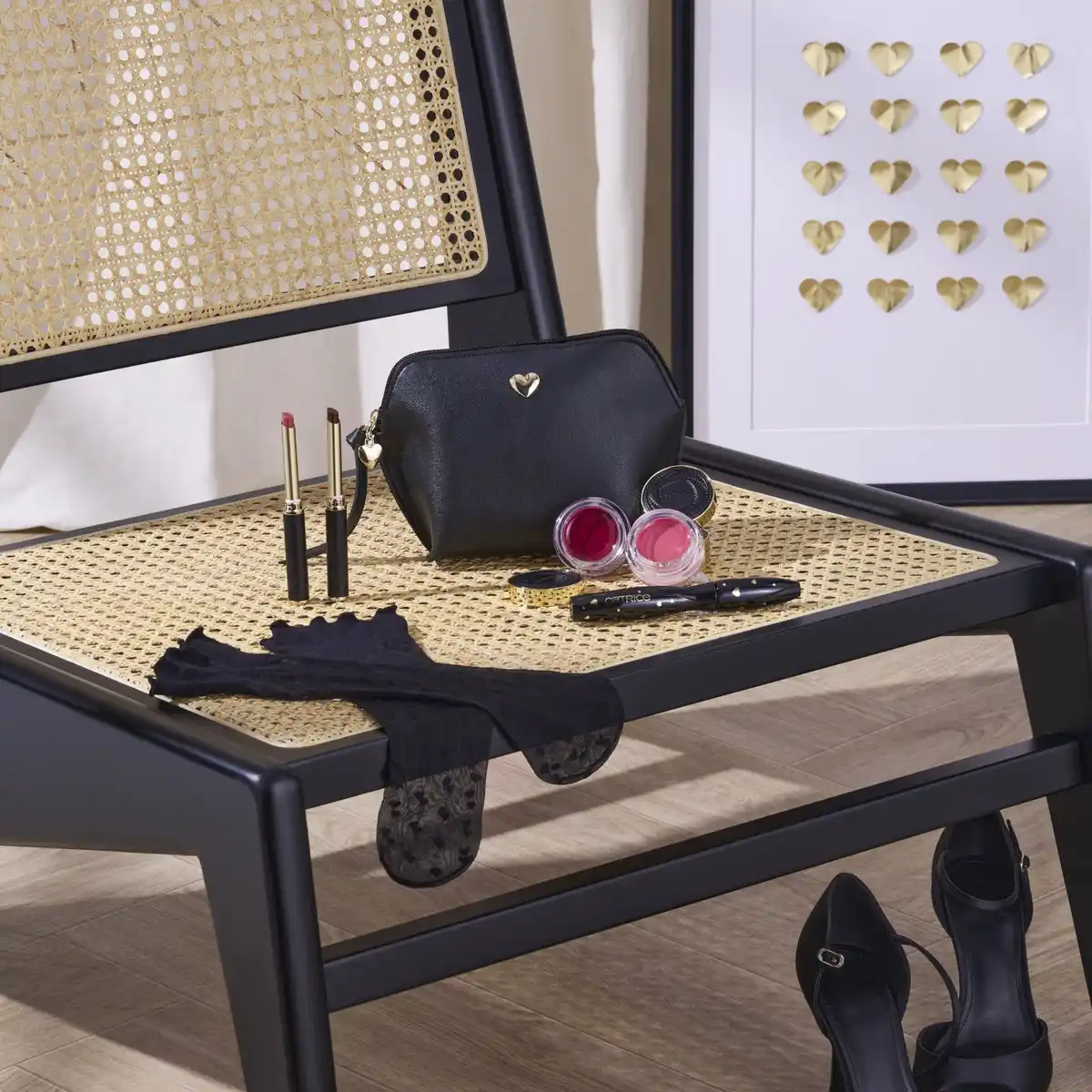 Bild 2 von Catrice Valentine Who? Make-Up Bag C01 Love At First Zip