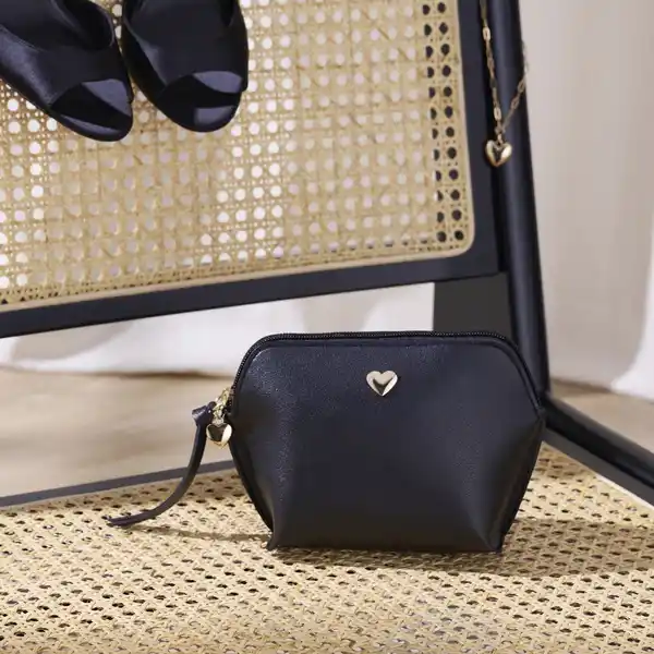 Bild 3 von Catrice Valentine Who? Make-Up Bag C01 Love At First Zip