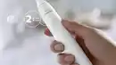 Bild 3 von PHILIPS Sonicare Elektrische Zahnbürste 4100 HX3681/33 weiß