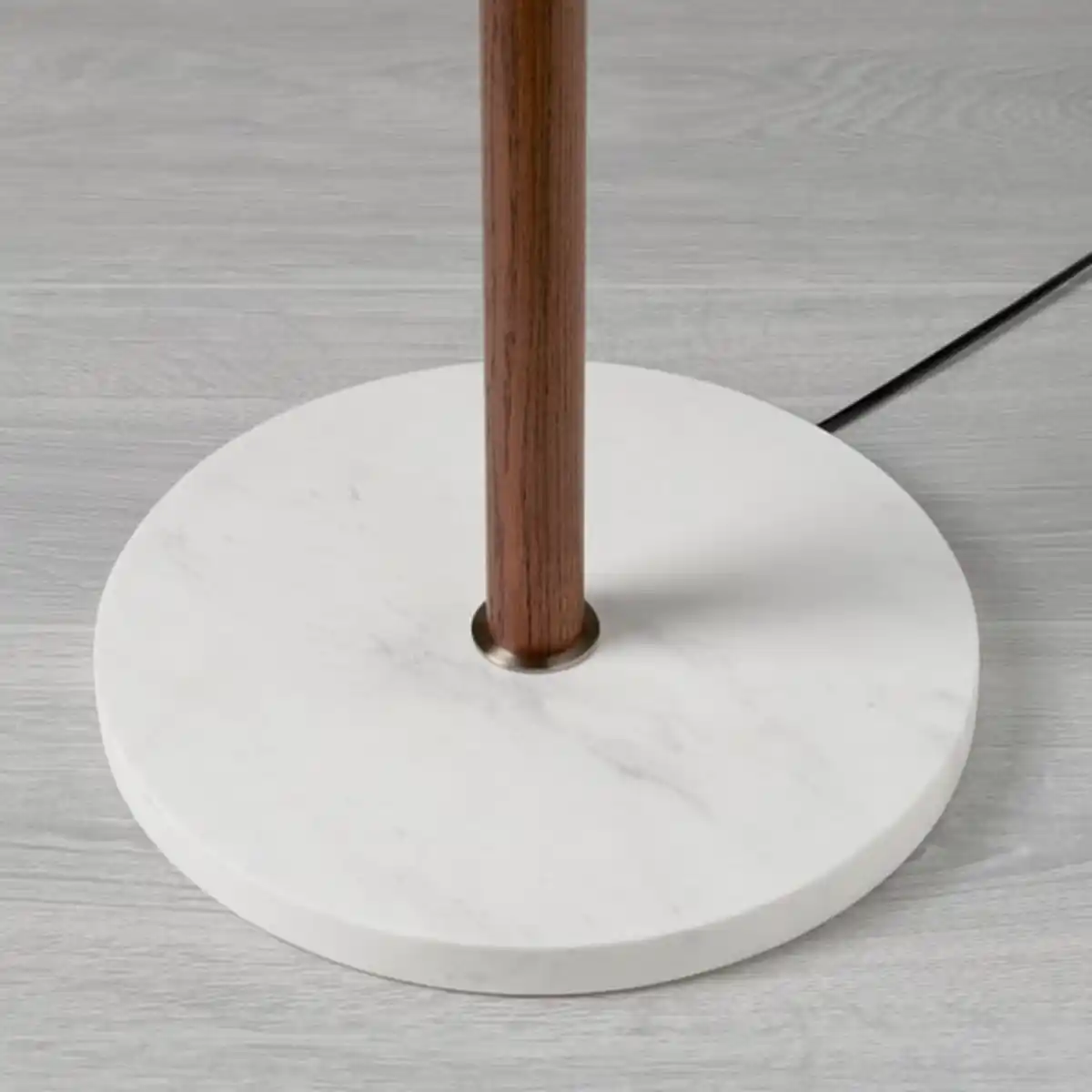 Bild 4 von MOSSPLYM Deckenfluter/Leseleuchte, opalweiß Glas/dunkelbraun Eiche, 180 cm