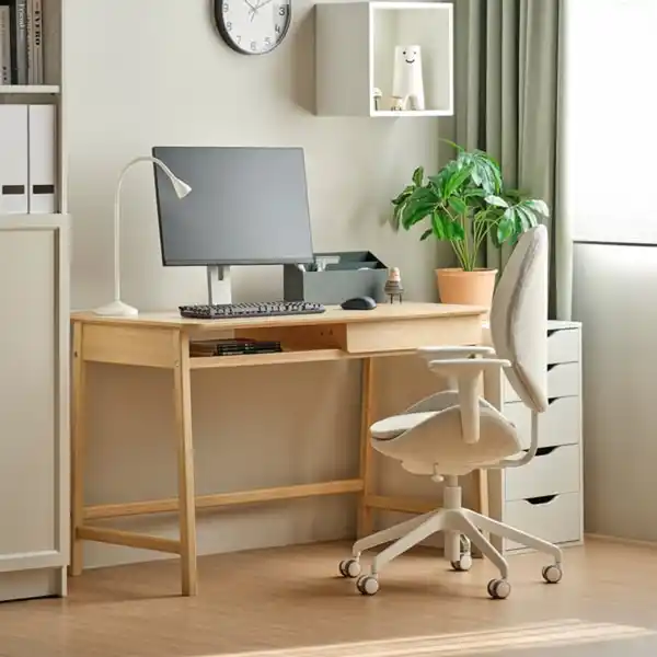 Bild 3 von BETESHÄST / HATTEFJÄLL Schreibtisch und Stuhl, Bambus beige/weiß