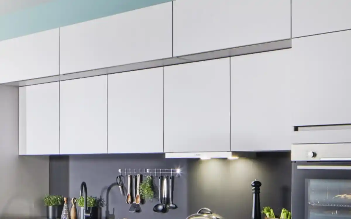 Bild 2 von Impressa - Einbauküche Uno, weiß, inkl. Miele Elektrogeräte