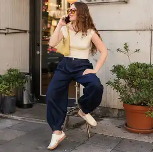 Damen-Ballonhose aus Denim