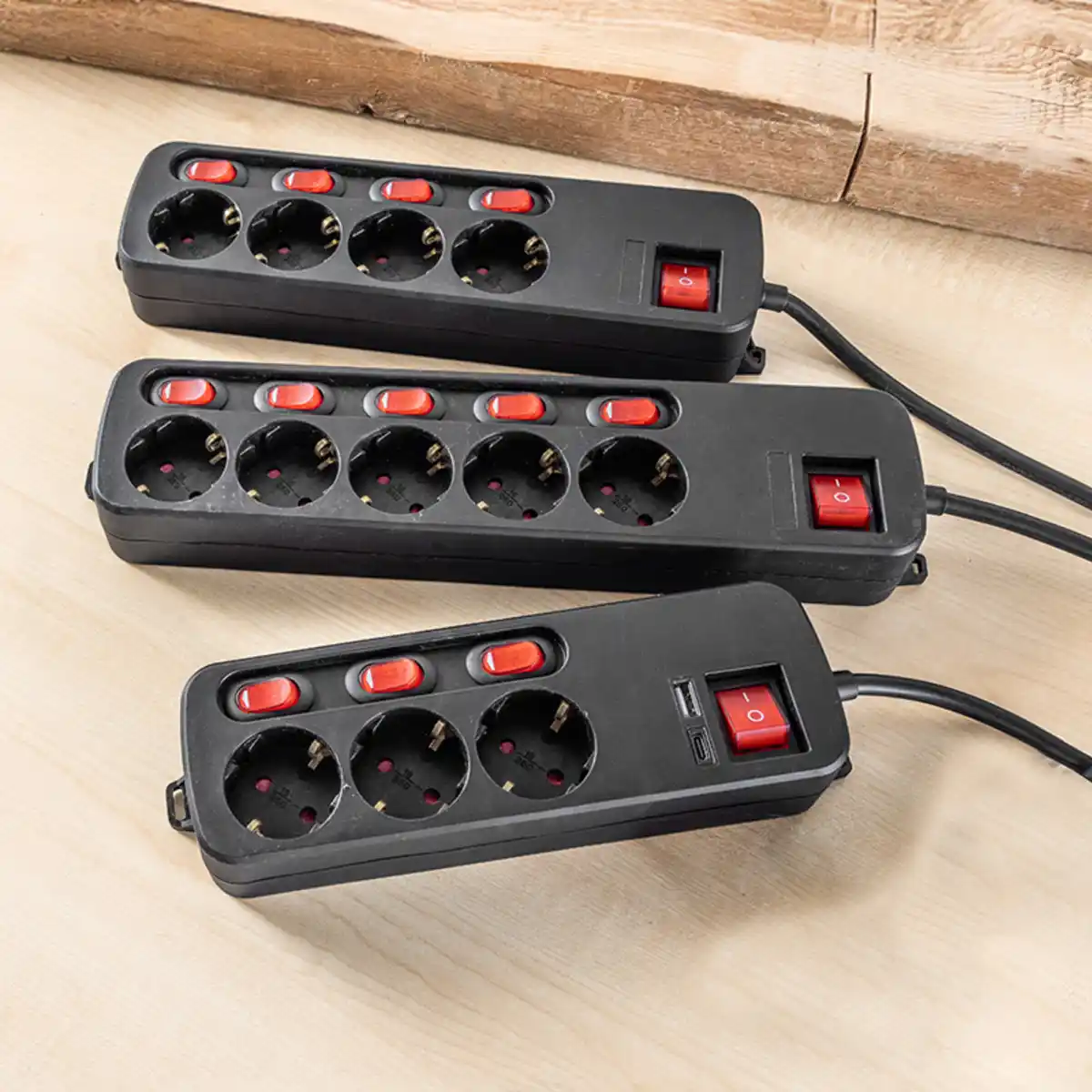 Bild 1 von Powertec Electric Einzeln schaltbare Steckdosen