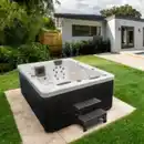 Bild 2 von Outdoor Whirlpool WHITE MARBLE inkl. Treppe und Thermoabdeckung, 210 × 160 × 85 cm - Schwarz/Weiß