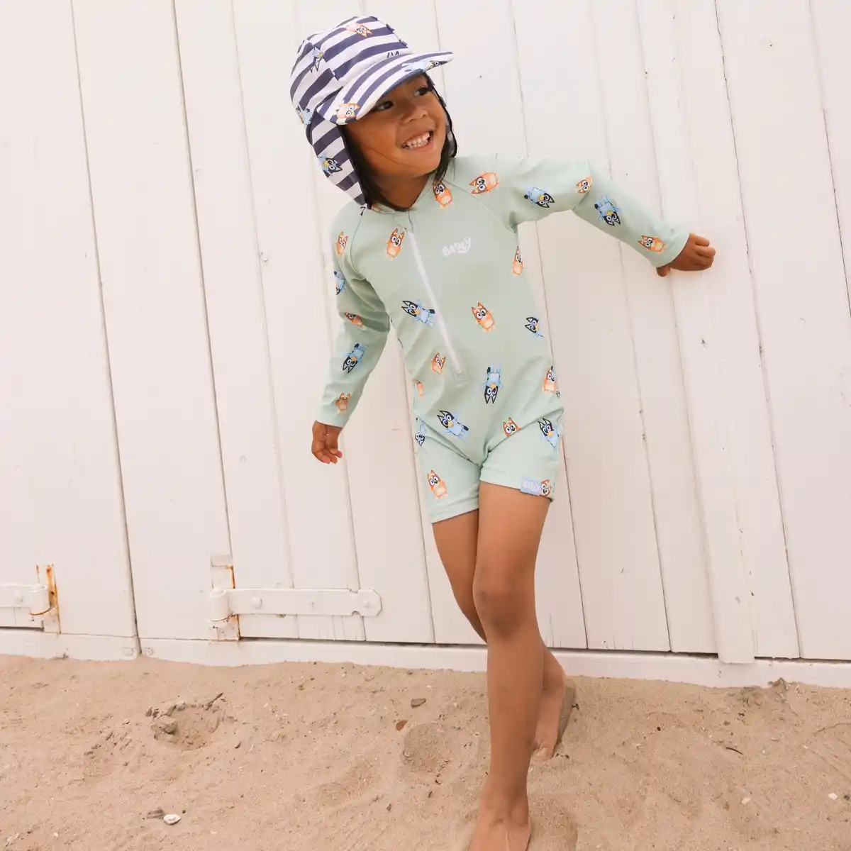 Bild 2 von Swim Essentials Bluey gestreifte Badekappe Größe 2
