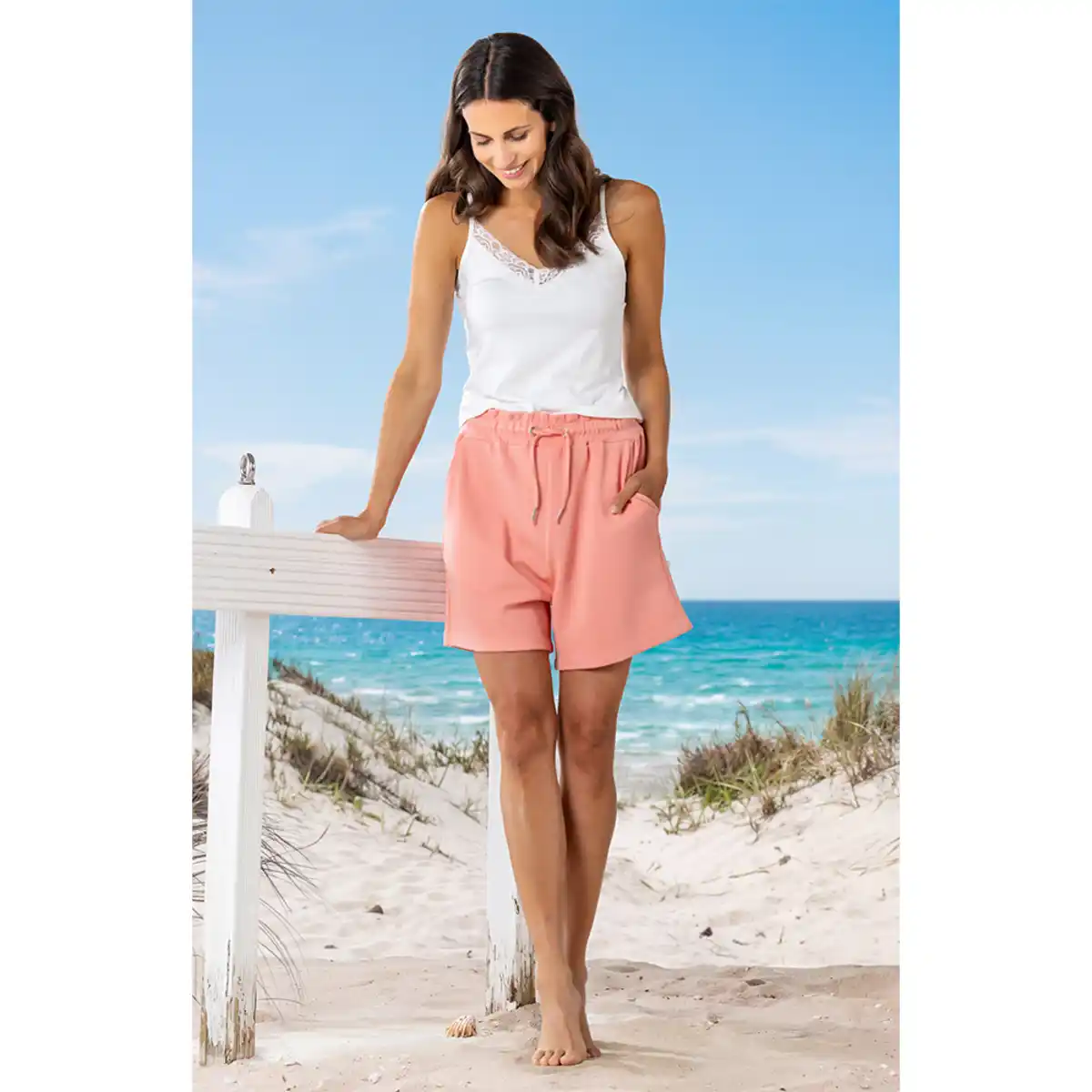 Bild 3 von Paperbag-Shorts mit Struktur-Lobster