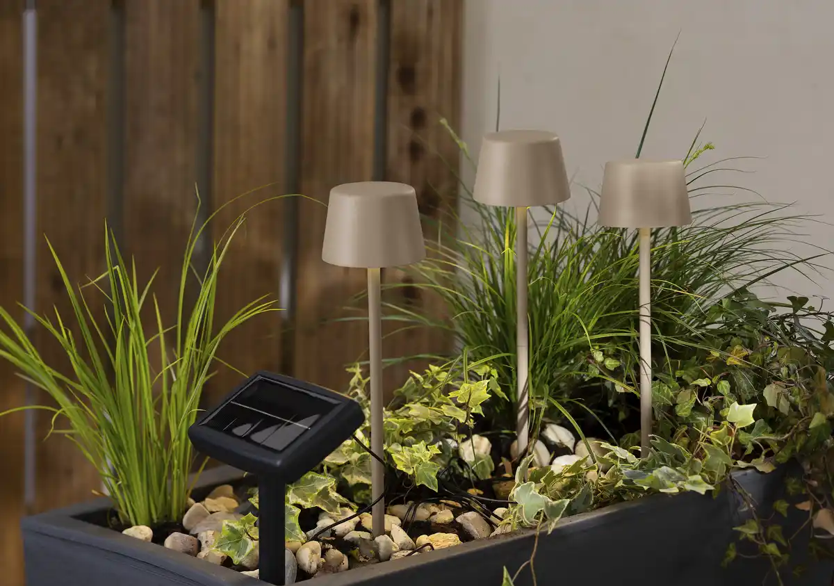 Bild 3 von IDEENWELT Solar-Gartenstecker cappuccino