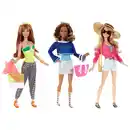 Bild 1 von Barbie Deluxe Ferienspaß Puppe, 3 verschiedene erhältlich