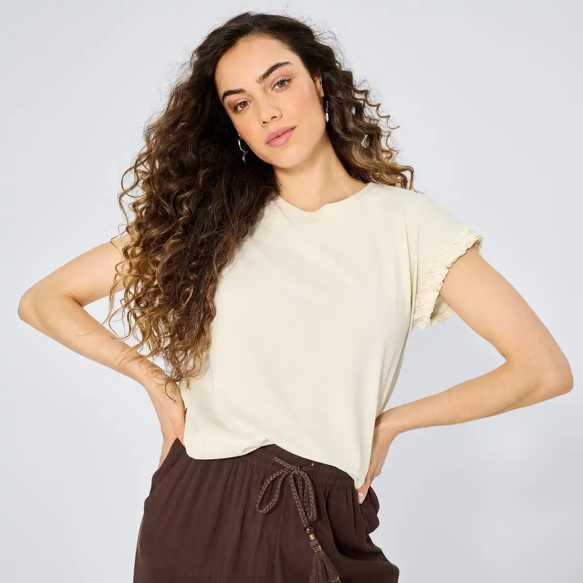 Bild 1 von Damen-T-Shirt mit Rüschen am Arm