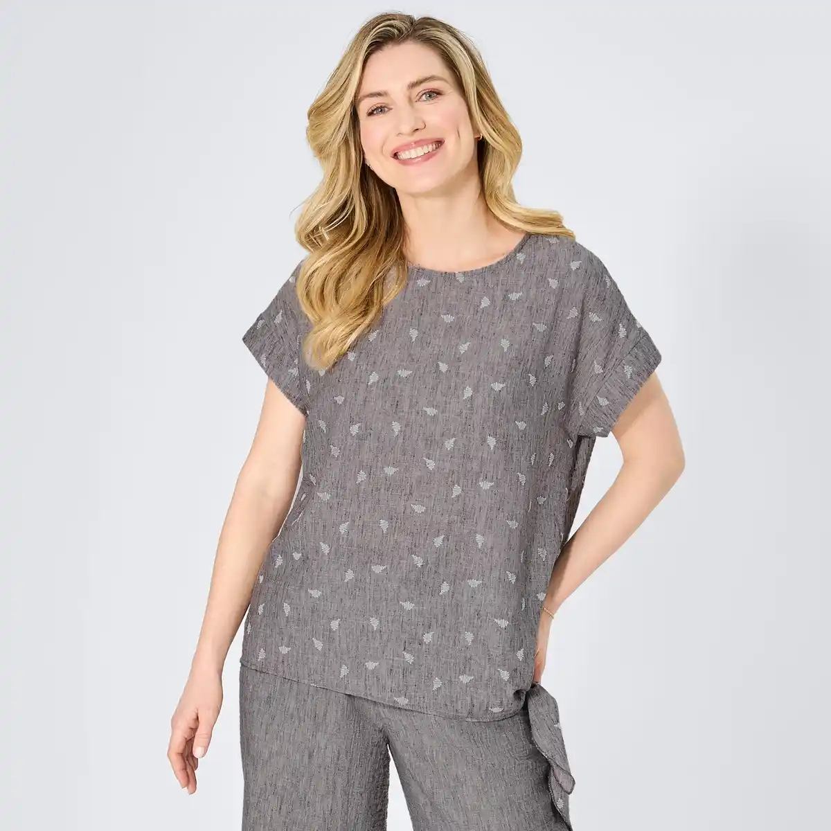 Bild 1 von Damen-Bluse mit dekorativer Schnürung