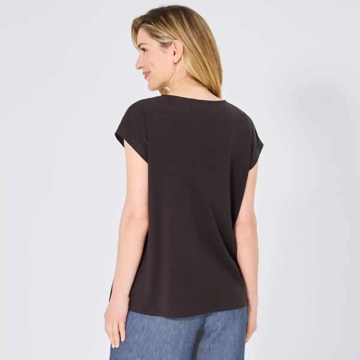 Bild 4 von Damen-T-Shirt mit Schnürung