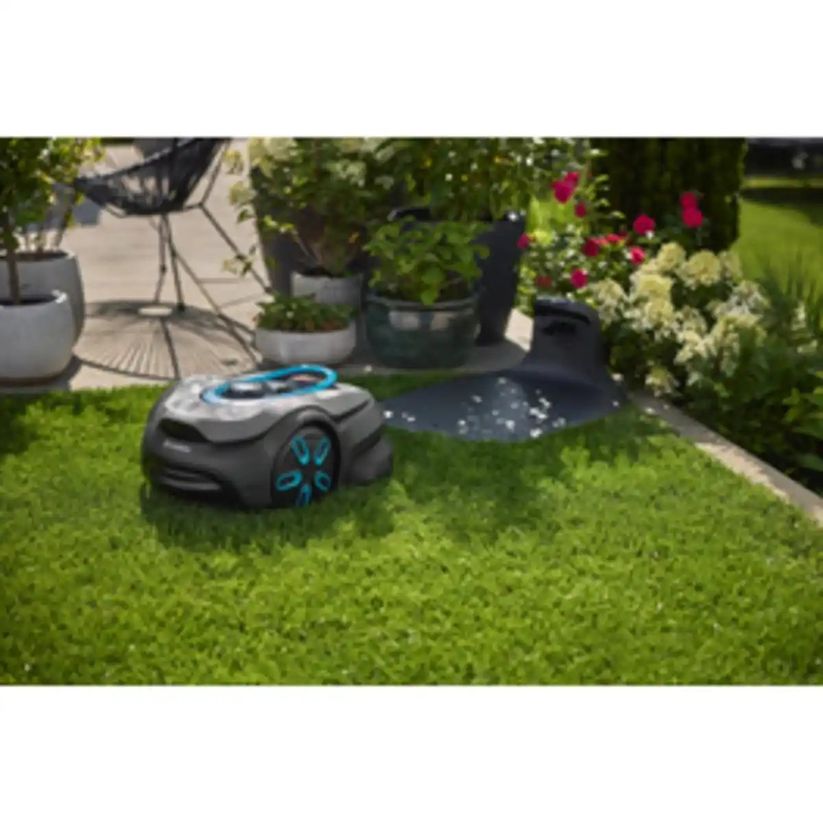 Bild 2 von GARDENA Mähroboter, »smart SILENO sense«, für ca. 400 m²