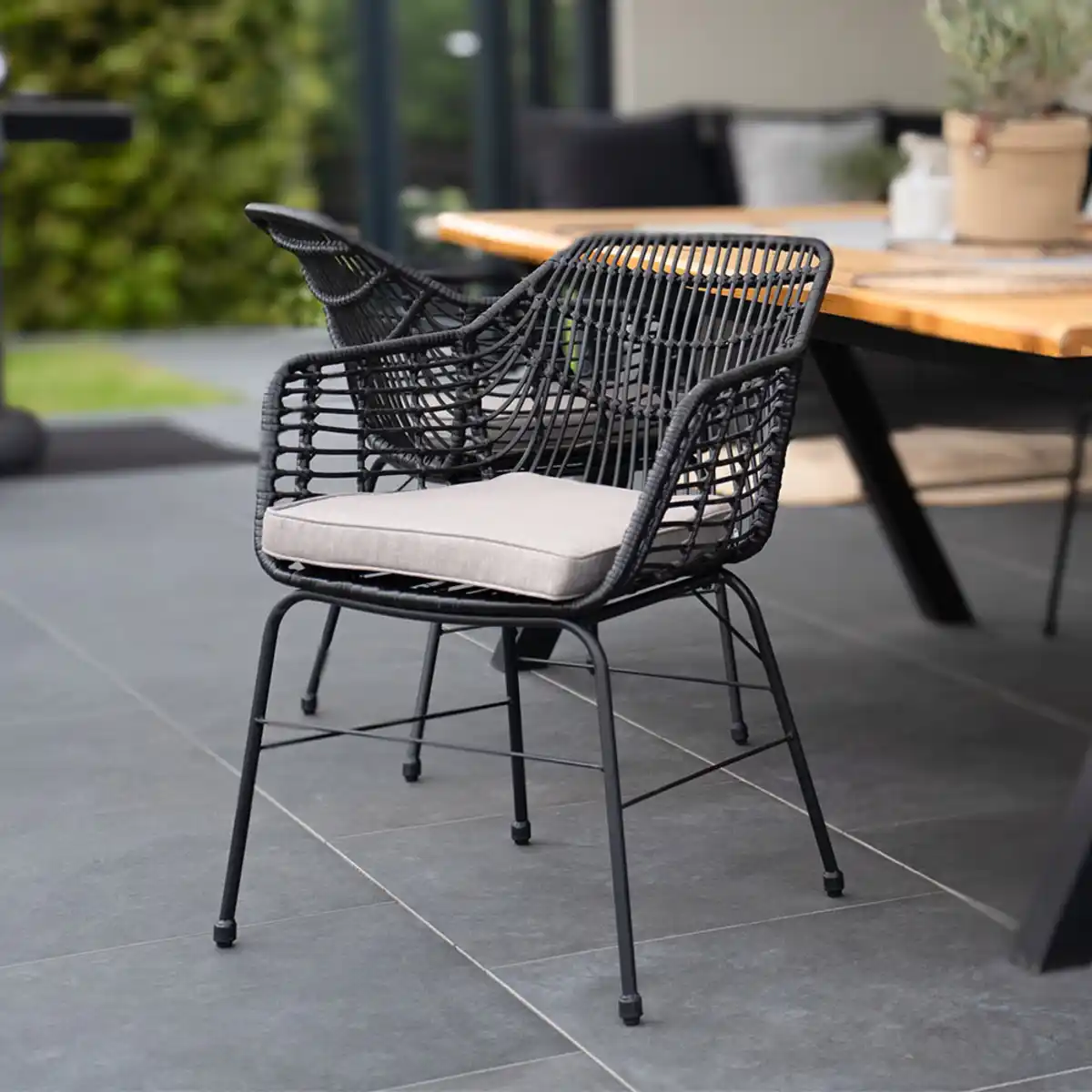 Bild 1 von HOME DELUXE Gartenstuhl inkl, Sitzkissen TARA - 2er Set