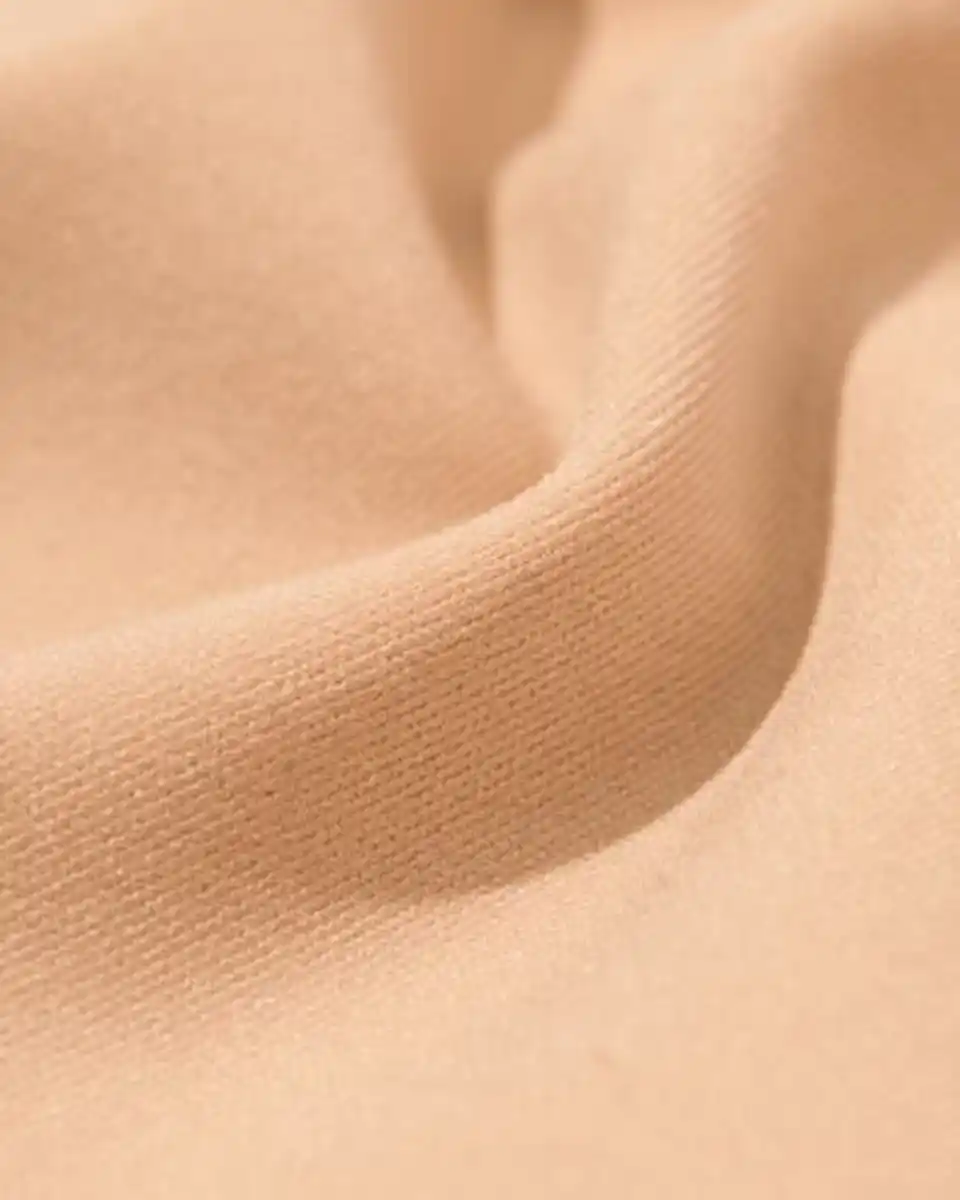 Bild 4 von Damen-Radlerhose mit körperformenden Eigenschaften und hoher Taille beige