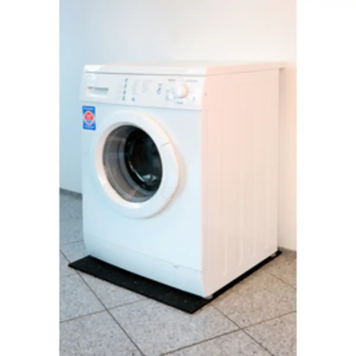 Bild 3 von Anti-Vibrationsmatte »Universal«, BxHxL: 60x60x1 cm, Gummi, schwarz/rot