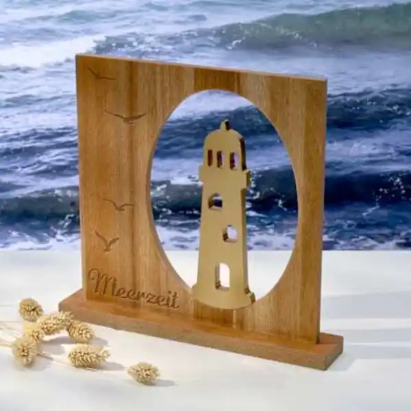 Bild 2 von Dekorieren & Einrichten Holzaufsteller Leuchturm mit Spruch, natur/gold, 1 St