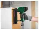 Bild 2 von PARKSIDE® Druckluft-Tacker- und Nagelgerät »PDT 40 F4«""