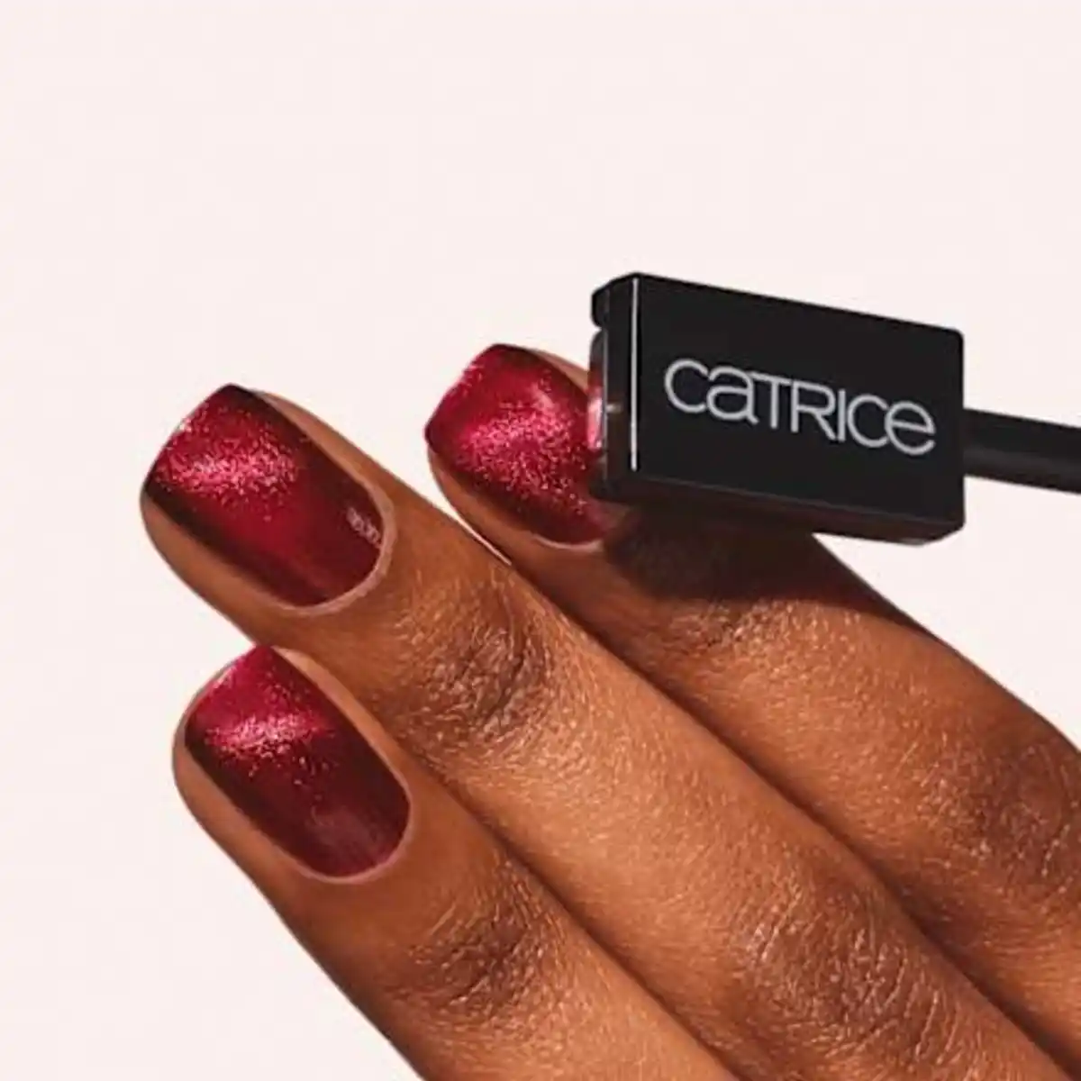 Bild 3 von CATRICE Nagelmagnet Bold Magnetic, 1 St