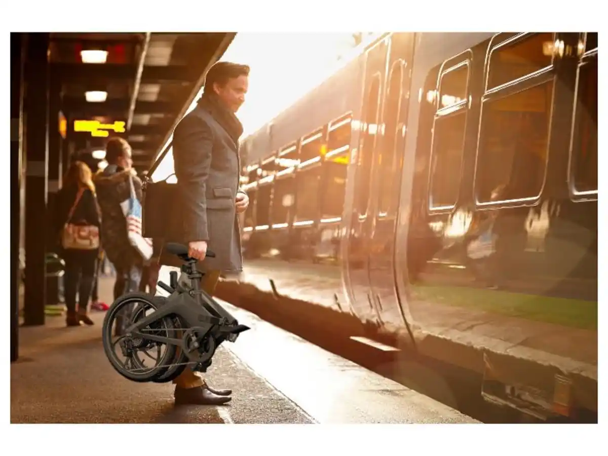 Bild 1 von SACHSENRAD E-Folding Bike »F11 MagPuma« mit Transporttasche, Magnesiumrahmen, 19,8 kg, 20 Zoll