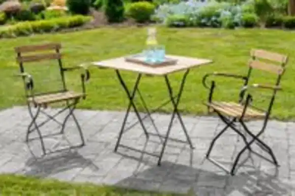 Bild 2 von 3tlg. Bistro Outdoor-Klappstuhl-Set, 2-Sitzer mit 2 Streben aus Akazienholz