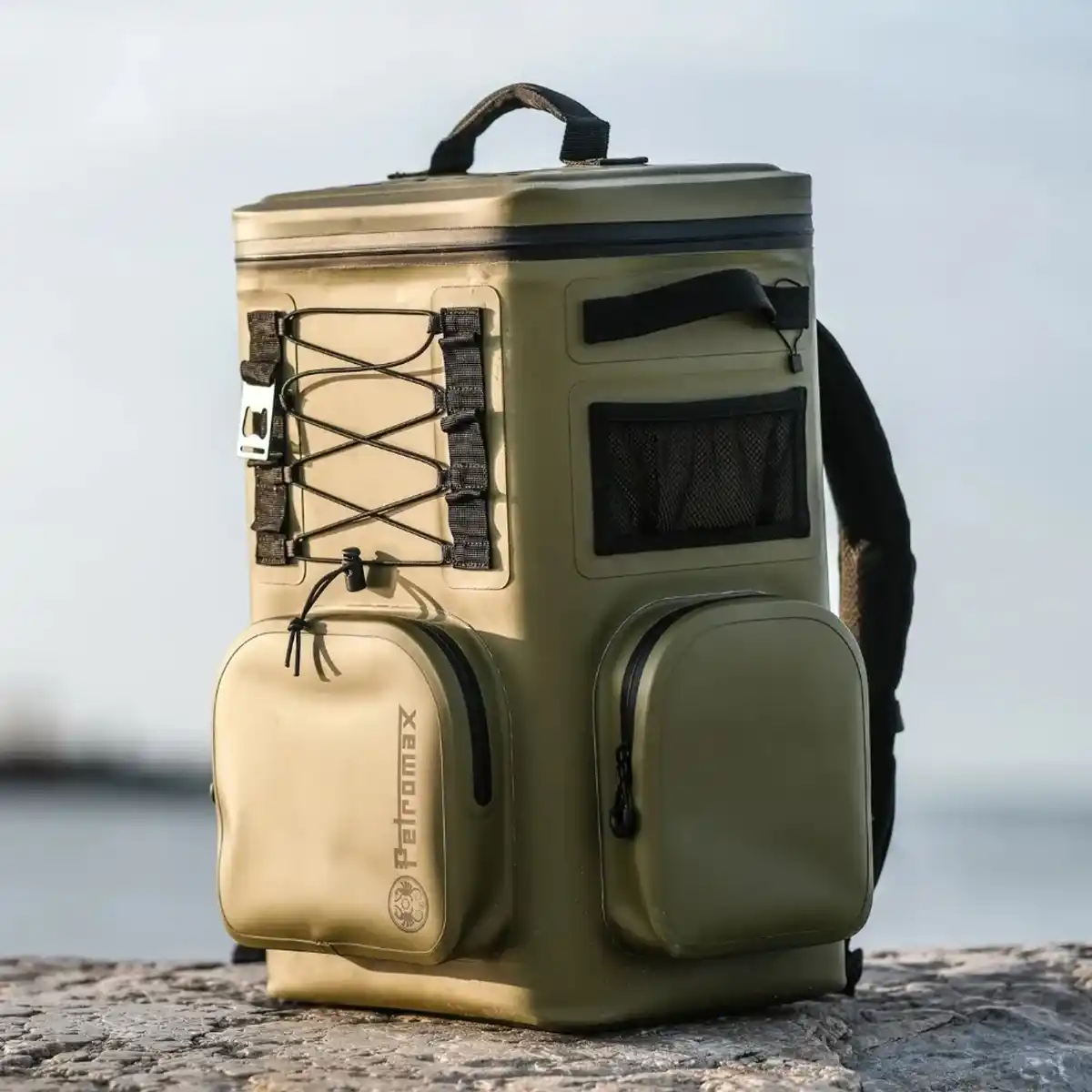 Bild 2 von Petromax Kühlrucksack 7 l Olive
