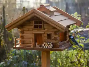 DOBAR Vogelfutterhaus »Tirol«, inkl. Standfuß,  H 117 cm, aus Holz