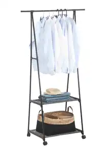 Garderobenregal