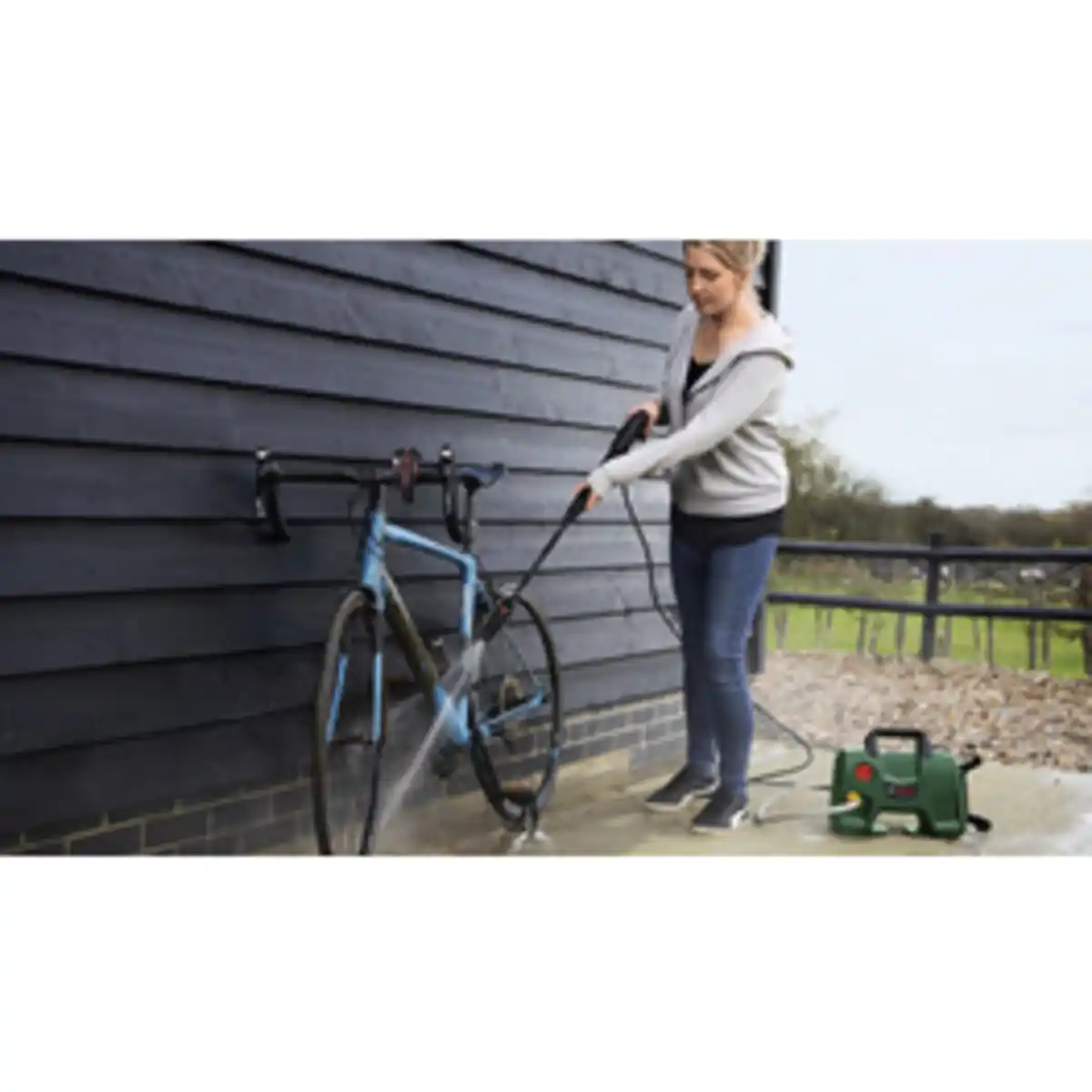 Bild 4 von BOSCH HOME & GARDEN Hochdruckreiniger »EasyAquatak 120«