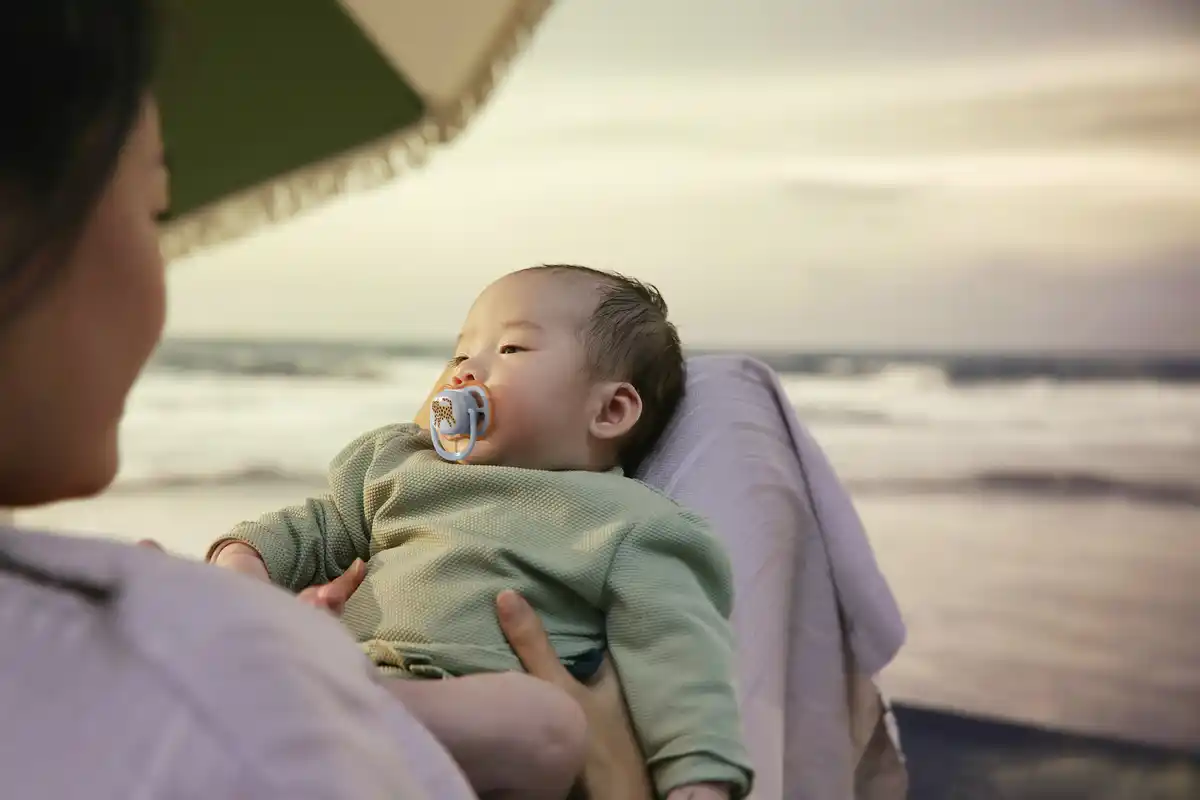 Bild 4 von PHILIPS AVENT Soother Air Schnuller 0-6 Monate
