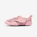 Bild 1 von DECATHLON Turnschuhe Babys/Kleinkinder Klett rutschfest atmungsaktiv - Muster rosa