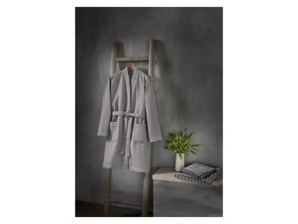 Bild 1 von LOOKS BY WOLFGANG JOOP Bademantel