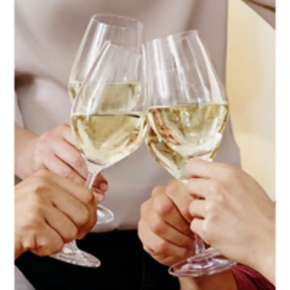 Bild 3 von Rotkäppchen Weißwein Riesling trocken