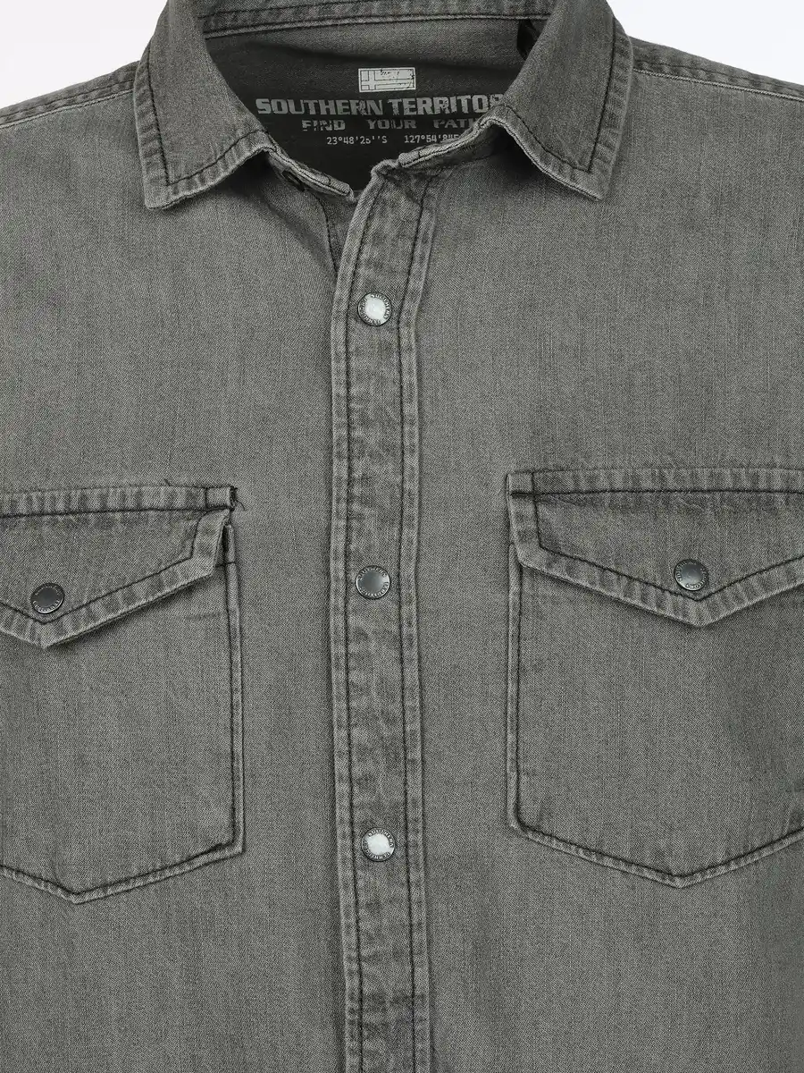 Bild 3 von Herren Jeanshemd mit Brusttaschen Grau