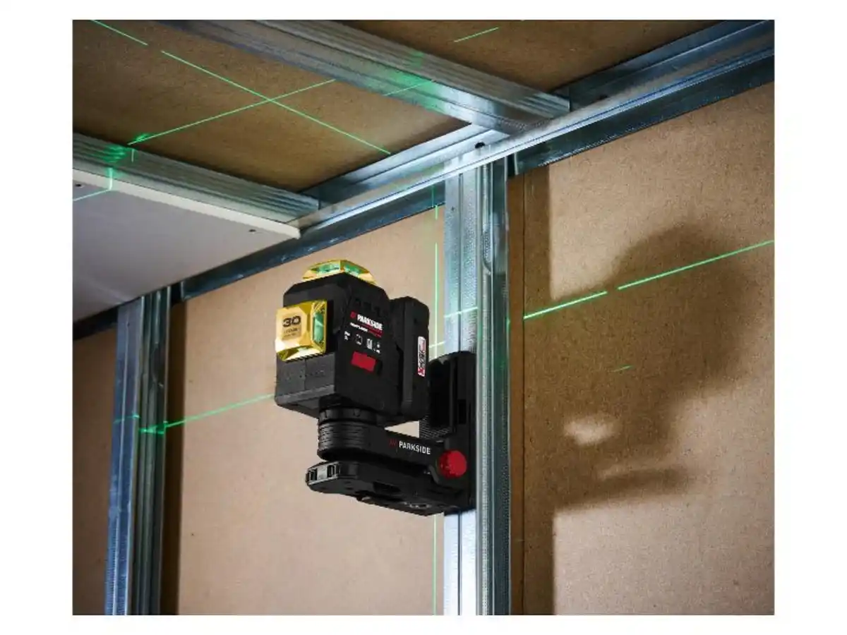 Bild 2 von PARKSIDE PERFORMANCE® 20 V Akku-Kreuzlinienlaser Limited Edition »PKLLP 3360 A1« mit Akku – mit Ladegerät